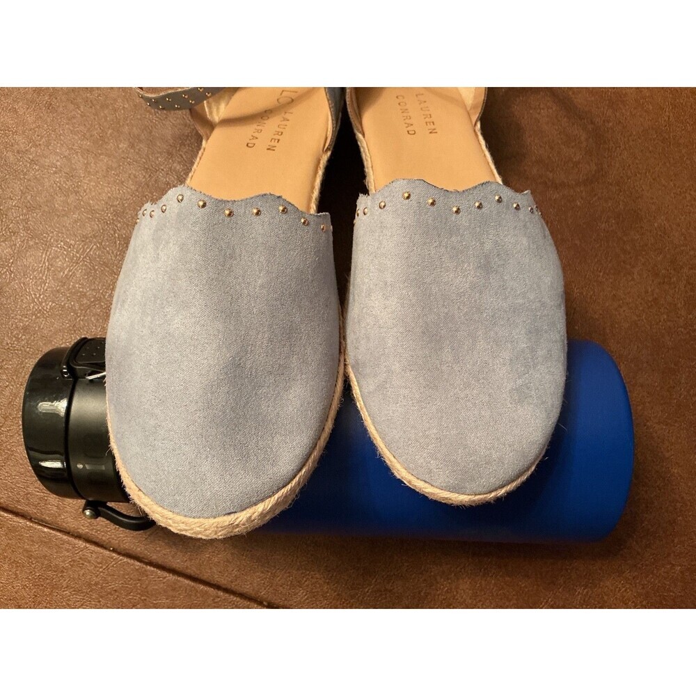 Lauren Conrad Women’s Ankle Strap Flats Sky Blue Gold Stud decor shoes Sz 7 - Picture 11 of 12